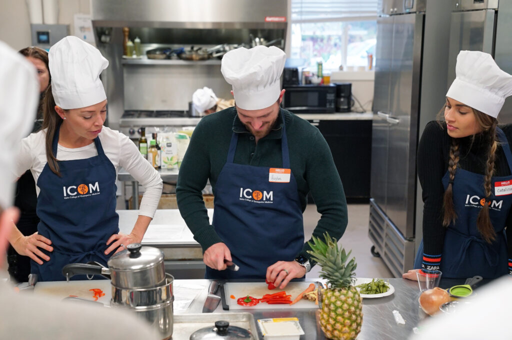 Nutrition Meets Health in ICOM’s New Culinary Medicine Course